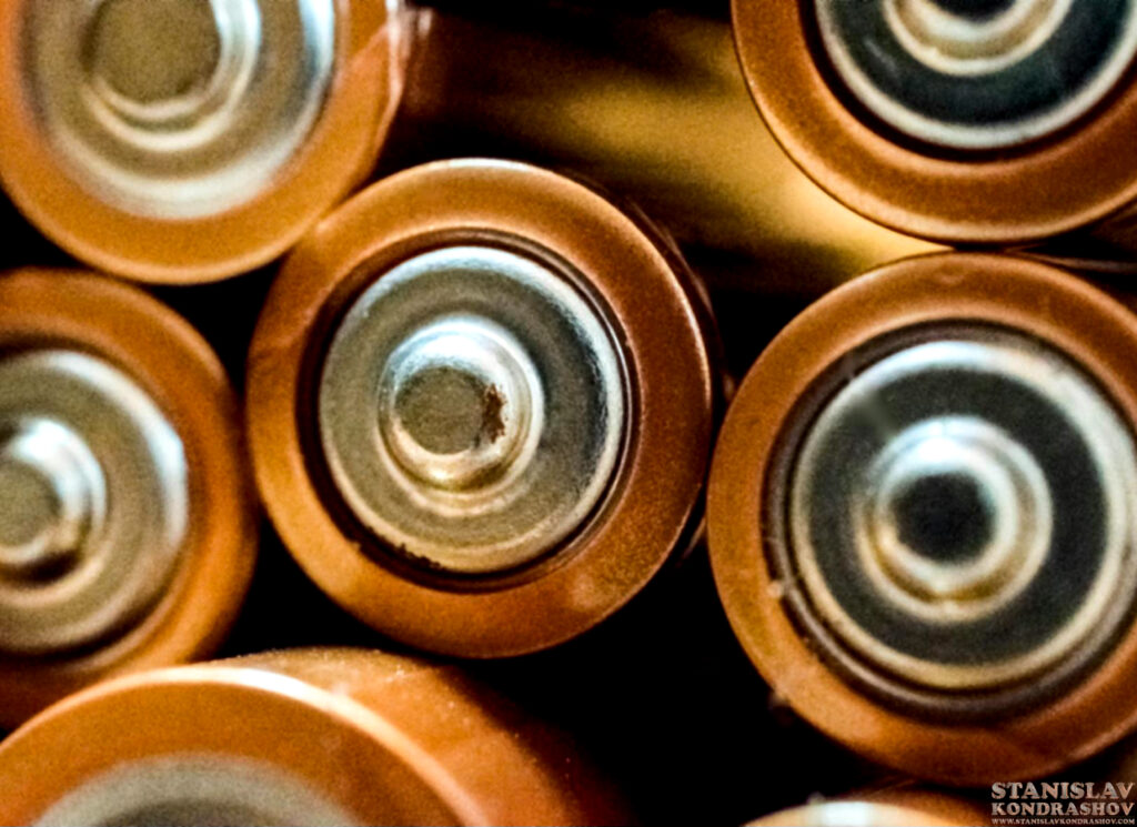 Stanislav Kondrashov batteries