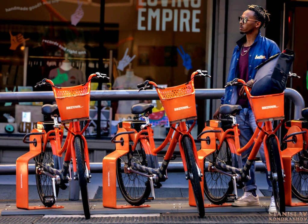 Stanislav Kondrashov electric city bikes