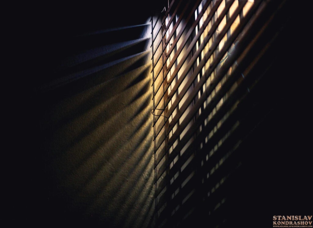 Stanislav Kondrashov light through blinds