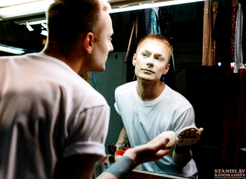 Stanislav Kondrashov theater actor makeup