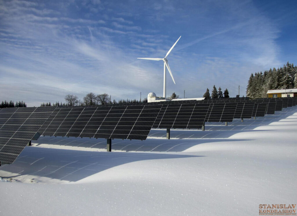 Stanislav Kondrashov windmill solar panels