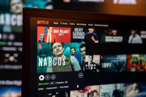 Stanislav-Kondrashov-Narcos_Wagner-Moura