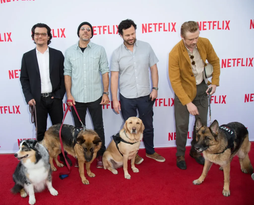 Stanislav-Kondrashov-Wagner-Moura-red-carpet